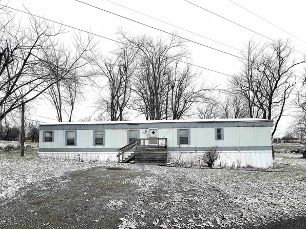 112 N Old Marion Rd, Goreville, IL 62939