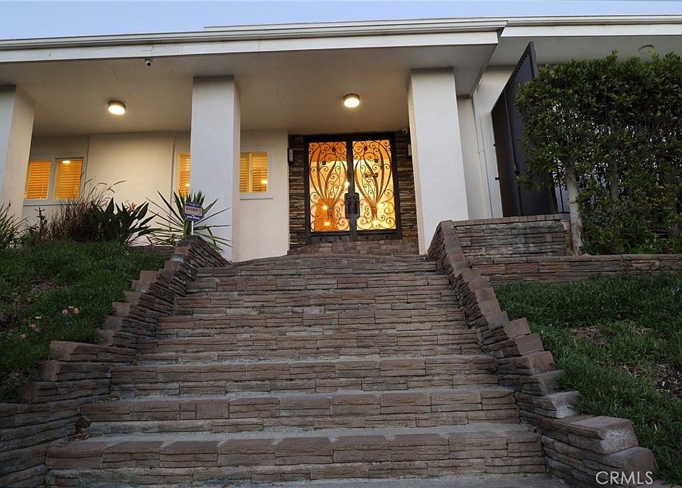 1st image of 11810 Babbitt Ave