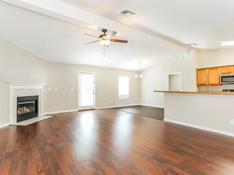 2626 Springwillow Dr — Photo 3