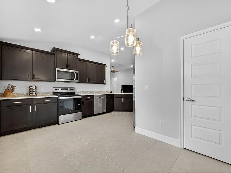 8705 Merano Ave — Photo 14