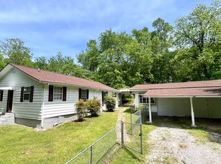 742 Indian Springs Rd, Ringgold, GA 30736