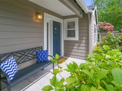 1250 Weaver Road NW UNIT A1, Bainbridge Island, WA, 98110