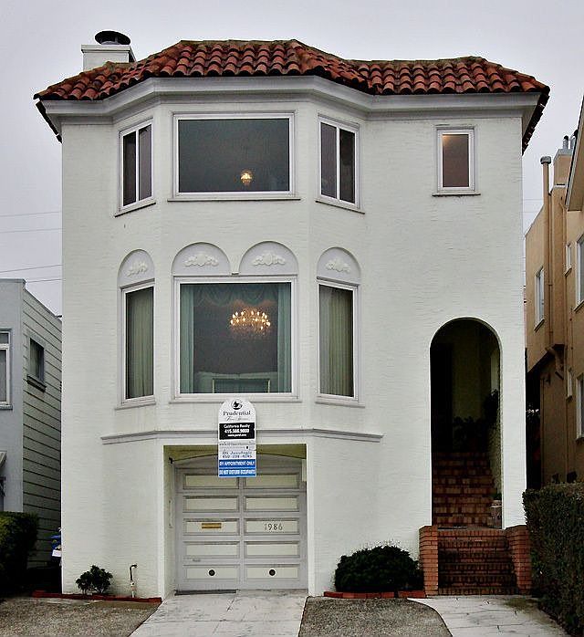 1st image of 1986 17th Ave
