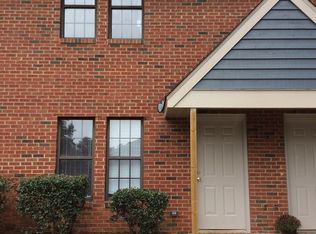 3041 Ashburn Ct, Raleigh, NC 27610