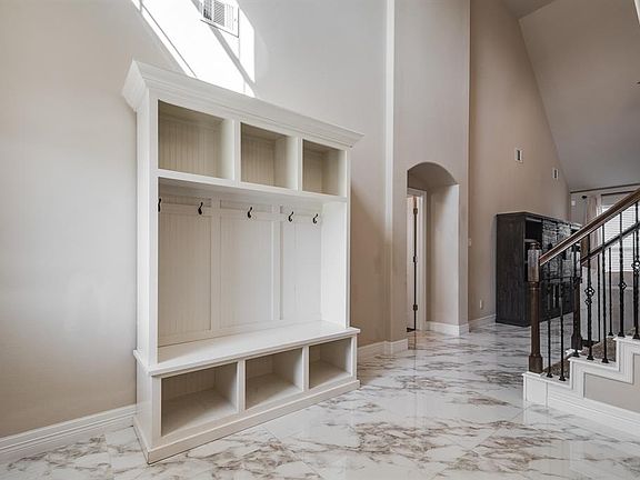 5th image of 14003 Belmont Cir