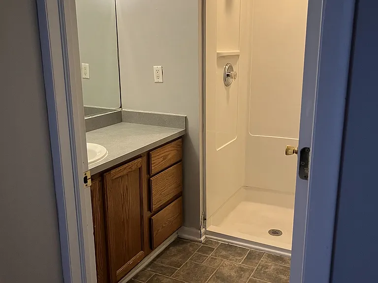 301 N State St #1 — Photo 7