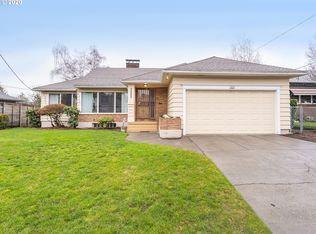 3525 SE Harold Ct, Portland, OR 97202