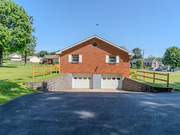 4th image of 125 Hunsinger Rd