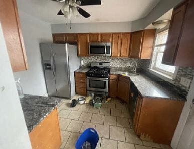 4th image of 308 Sollers Point Rd