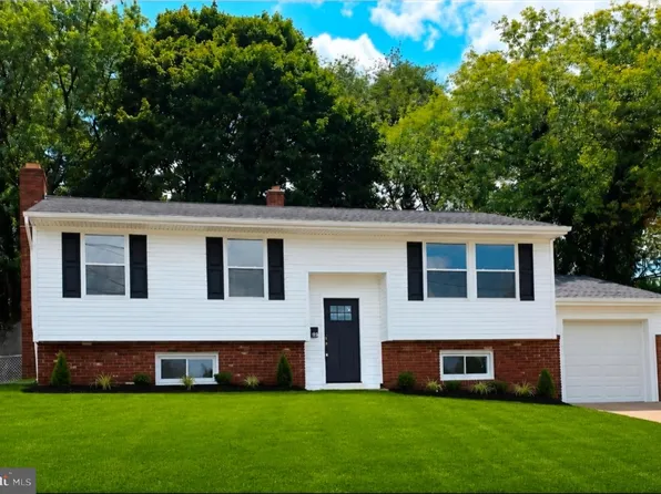 136 Moore St, Woodbury Heights, NJ 08097
