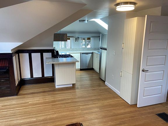2nd image of 1527 18th Ave #3