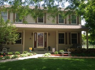 1080 Erica Dr, Wauconda, IL 60084