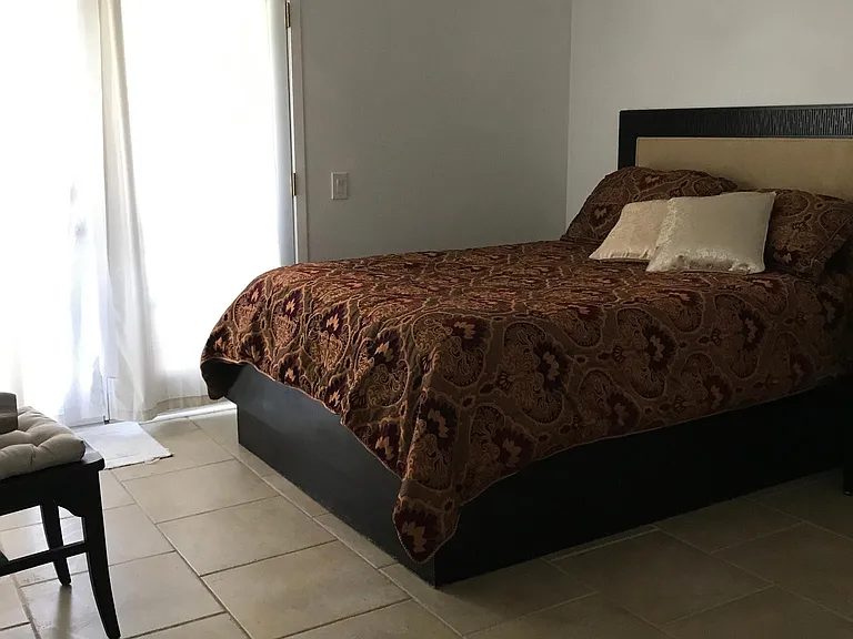 Avenida Ladera — Photo 1