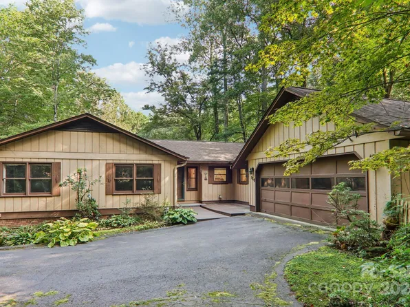 120 Nob Hill Rd, Hendersonville, NC 28791