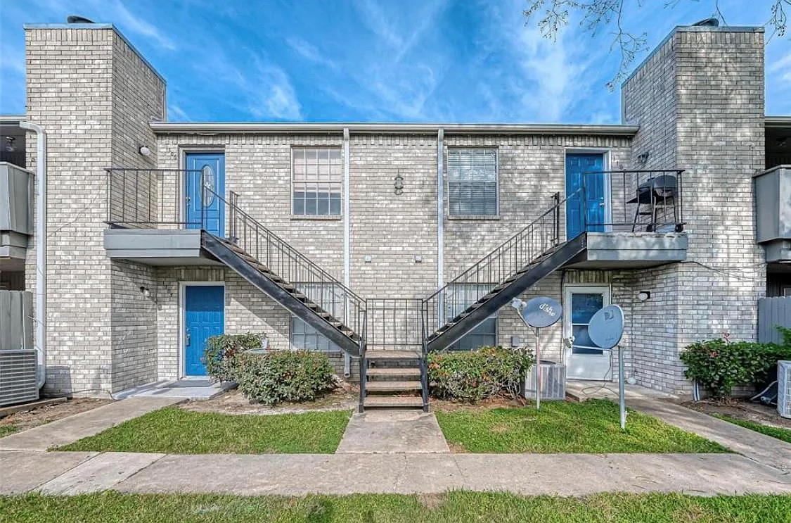 2 bed, 2.0 bath, 1068 sqft, $1,250 — Photo 1
