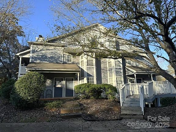 2nd image of 6017 Treetop Ct