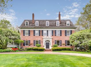 400 Washington Rd, Lake Forest, IL 60045