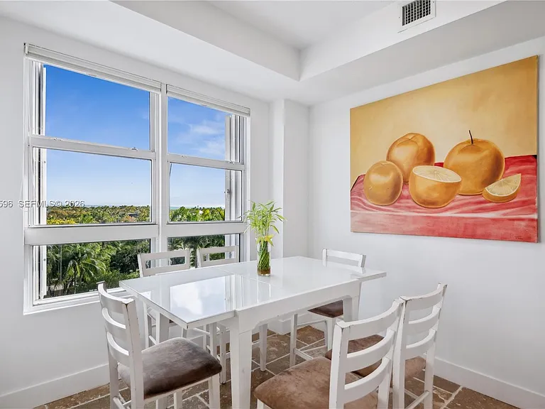 747 Crandon Blvd #Penthouse 10 — Photo 8