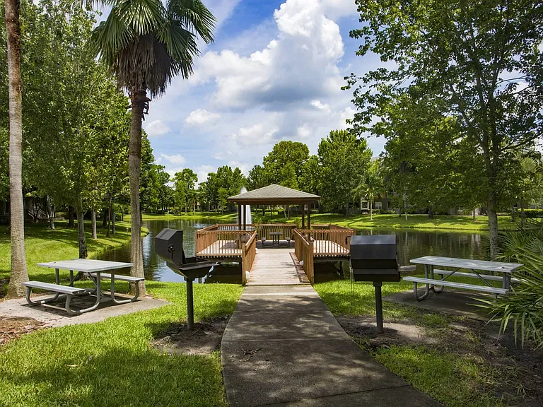Ashton at Waterford Lakes — Photo 5
