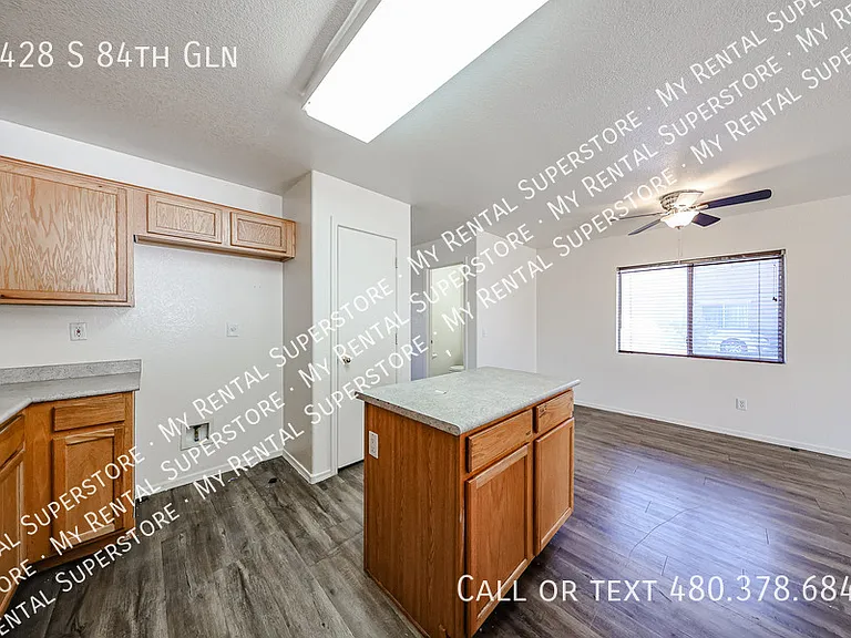 2428 S 84th Gln — Photo 10