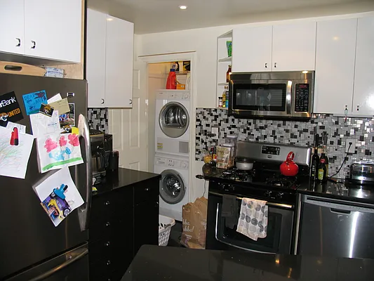 Rented by Rapid Realty Cobble Hill | media 59