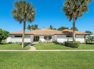 729 Camino Lakes Cir, Boca Raton, FL 33486