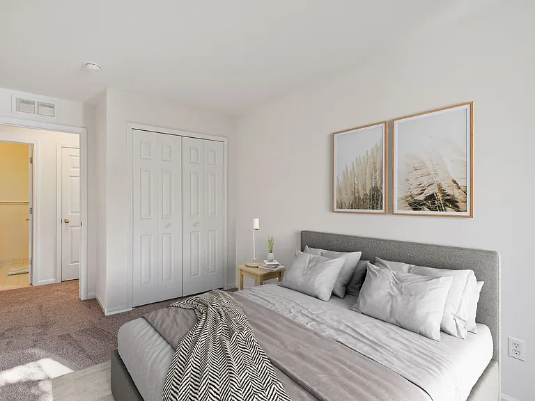 Two Bedroom B - 2 Bed / 2 Bath - 865 Sq.Ft.