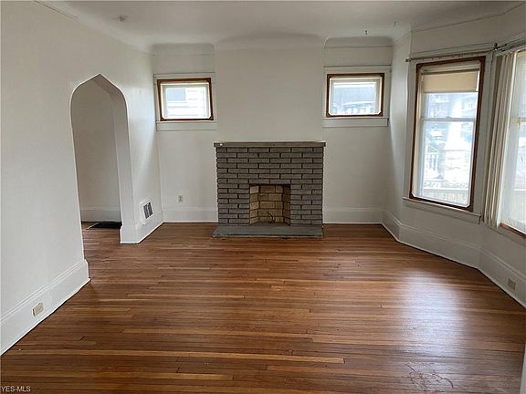 2nd image of 10002 North Blvd