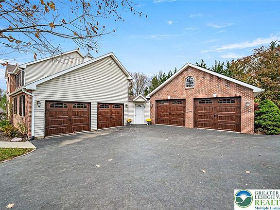 4th image of 6335 Red Fox Ct