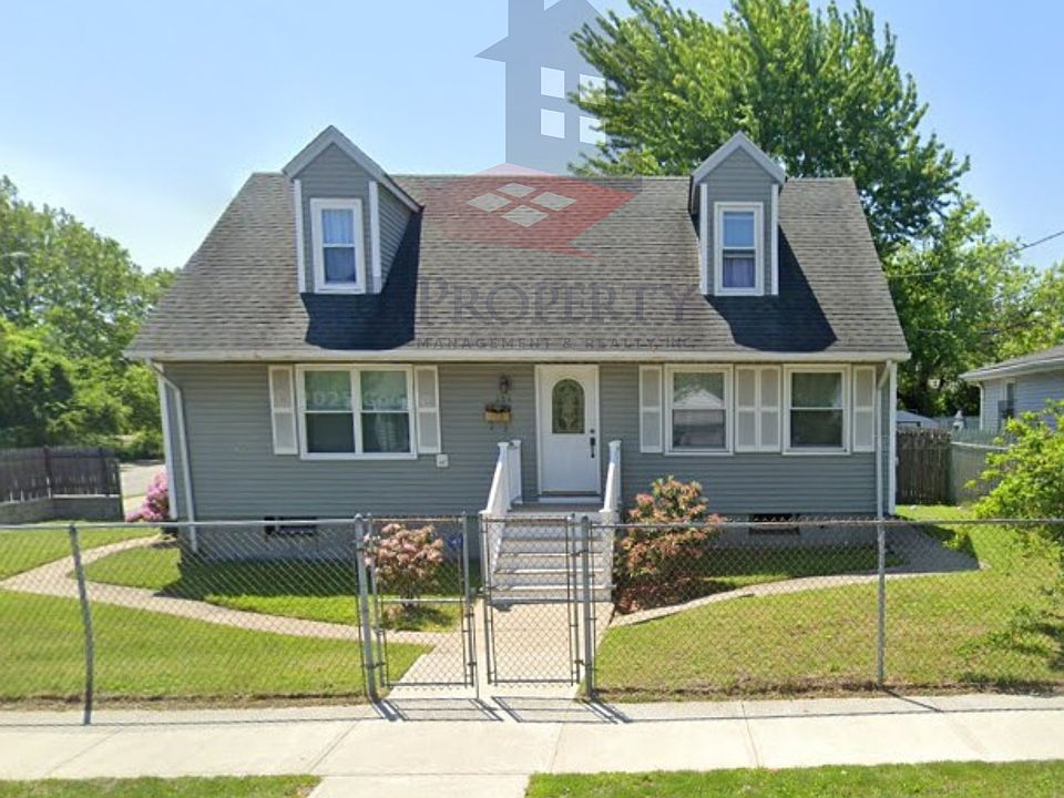 1st image of 104 Robinson St