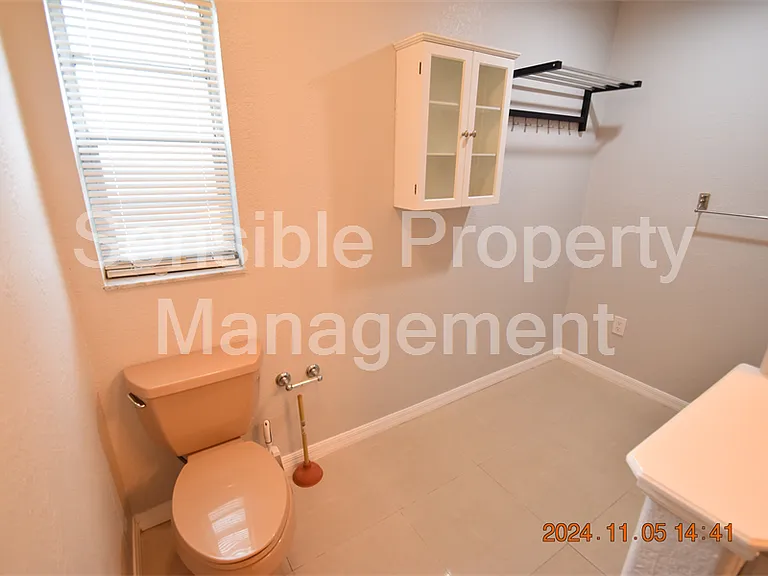 3827 Frostwood Ct — Photo 25