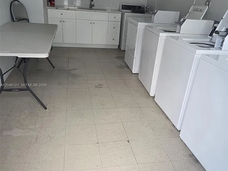 1450 SW 4th St #2 — Photo 16