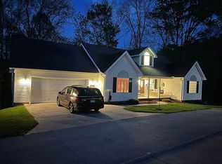 103 Grant Dr, Sissonville, WV 25320