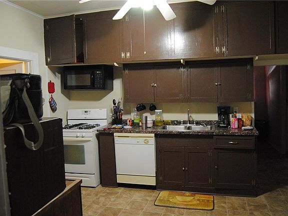 3rd image of 1614 Durham Ave