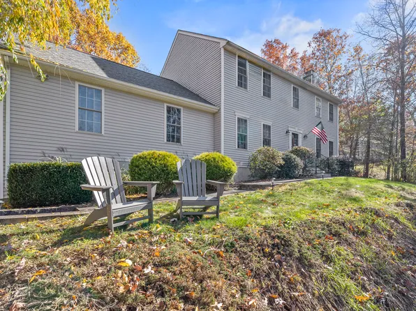 20 Mohegan Lane, Hebron, CT 06231