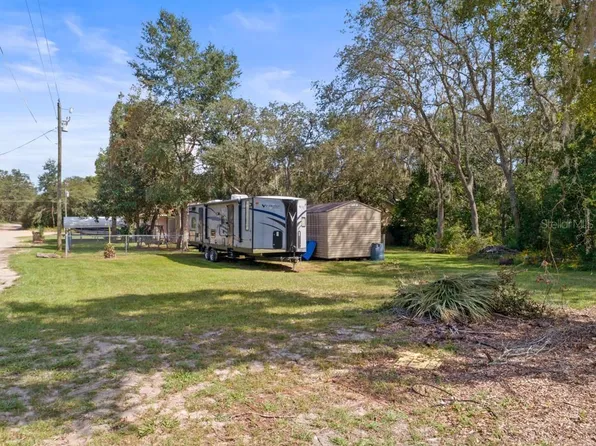 Palm St, Lady Lake, FL 32159
