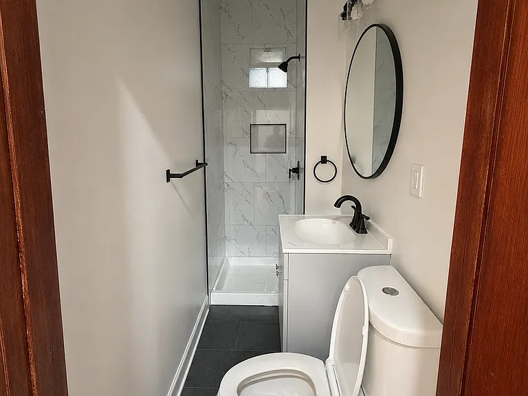 6839 S East End Ave #2S — Photo 8