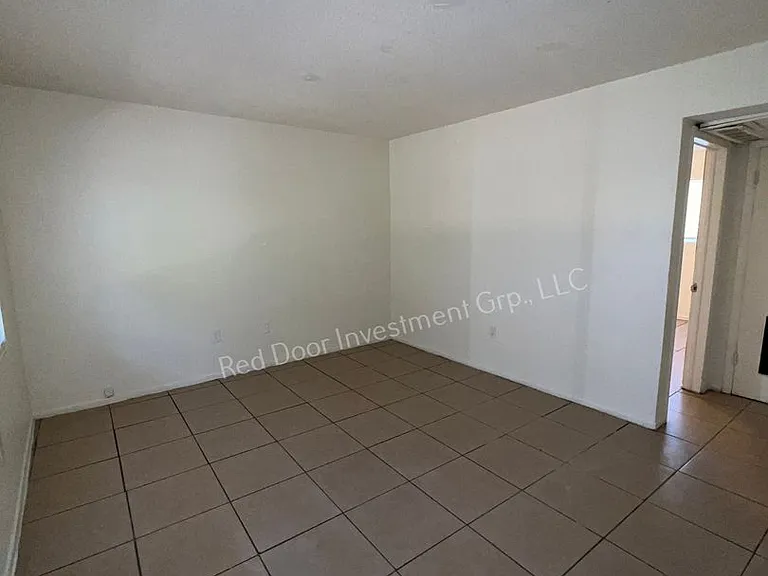 Robinswood — Photo 15