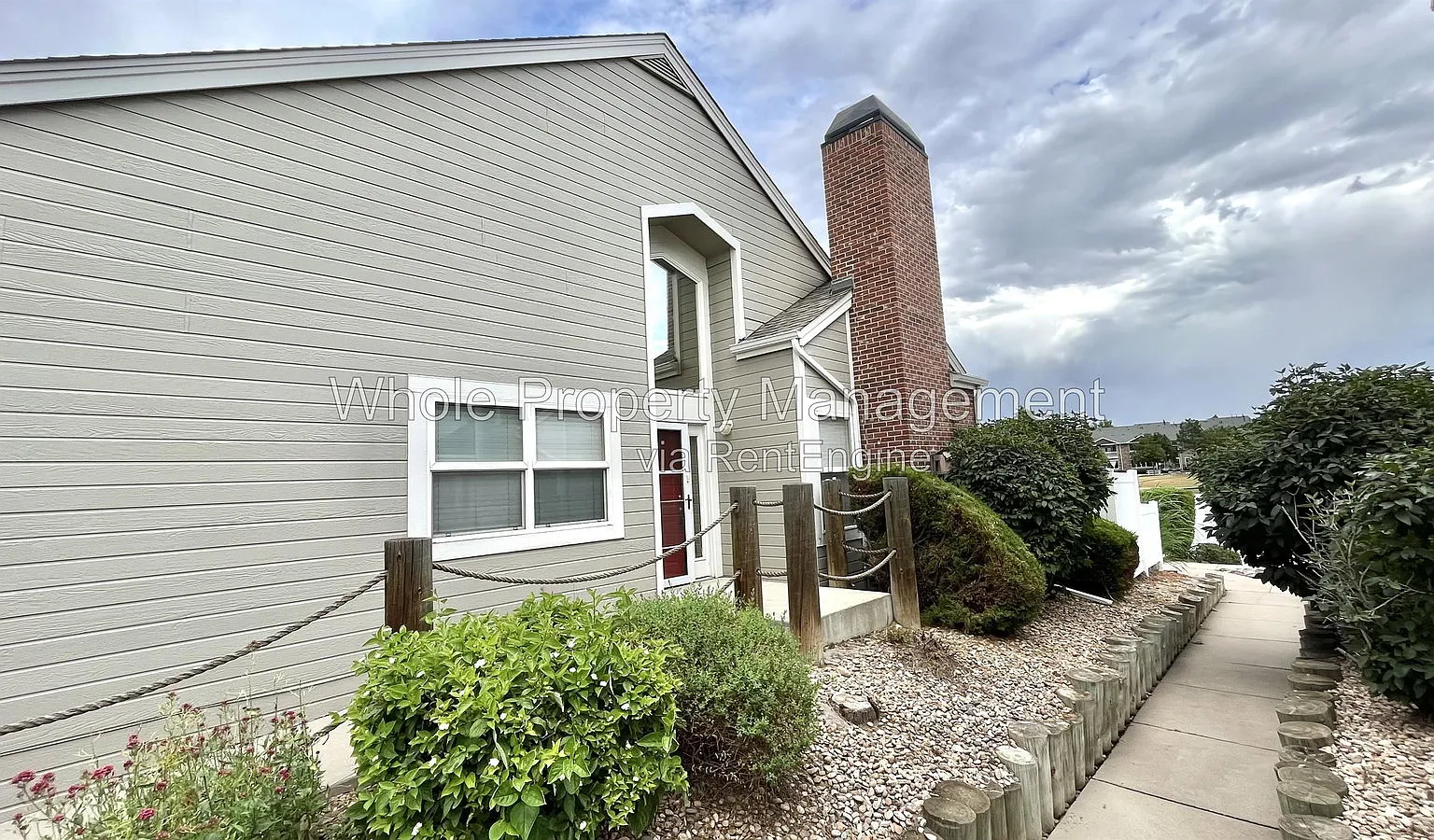 2 bed, 2.0 bath, 1388 sqft, $2,800 — Photo 2