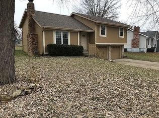 528 Clyde St, Liberty, MO 64068
