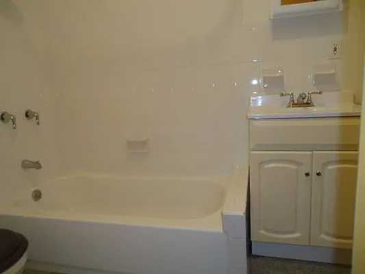 Rented by Hakeem Shahid, LREB | media 38