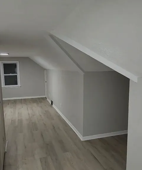8015 Theota Ave — Photo 2