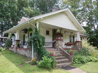 609 Old Us Highway 19 23 Hwy, Candler, NC 28715