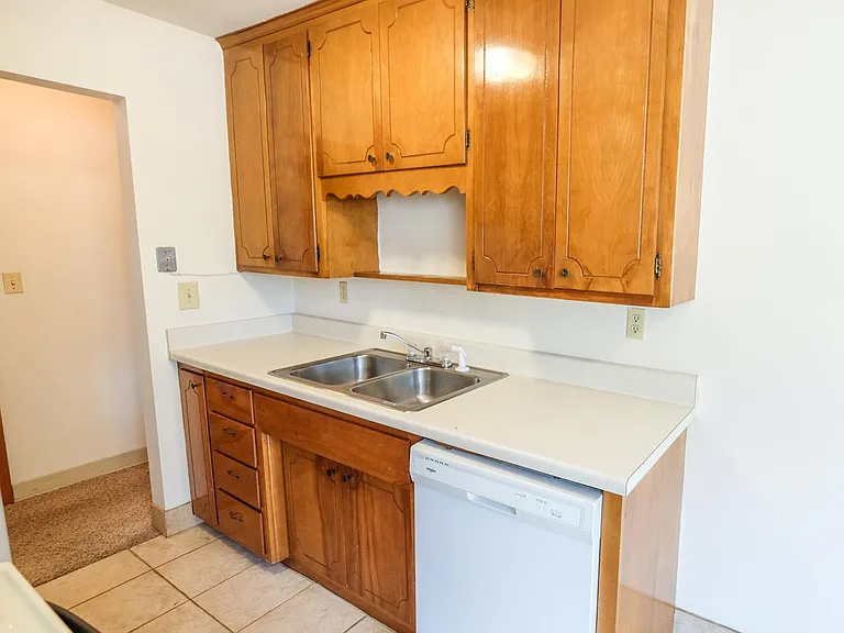Grand Place Apartments — Photo 10