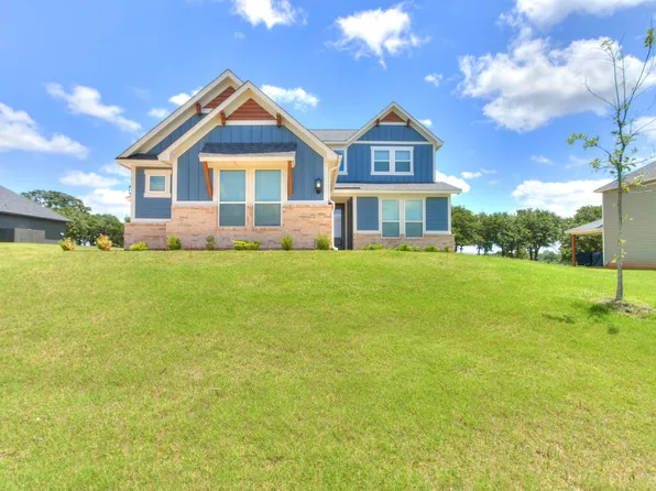 2379 Clubhouse Dr, Blanchard, OK 73010