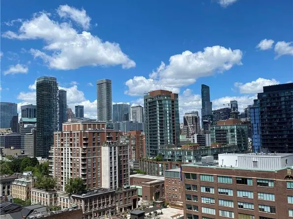 158 Front St E #1403, Toronto, ON M5A 0K9