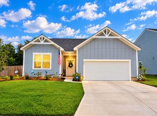409 Peachwood Ln, Moncks Corner, SC 29461
