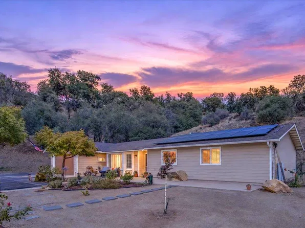 34122 Powerhouse Rd, Auberry, CA 93602