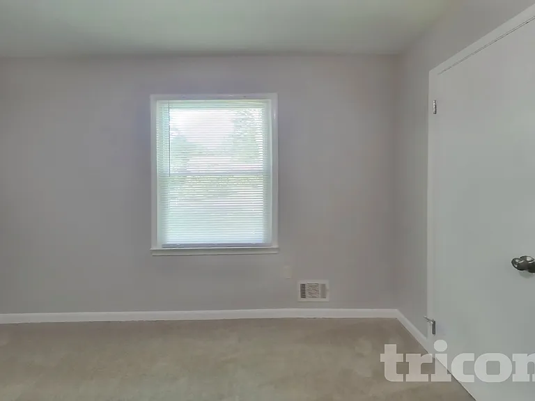 5818 Northspring Dr — Photo 12