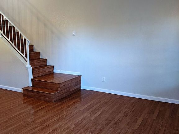 5th image of 8625 E Belleview Pl Unit 1024